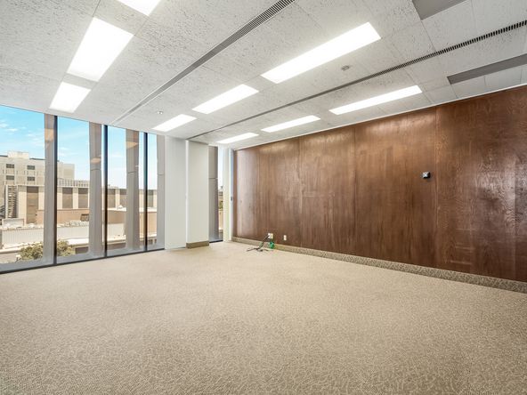 Office Space Available in Excellent Condition & Move-In Ready : 1221 Van Ness Ave, Fresno, CA 93721